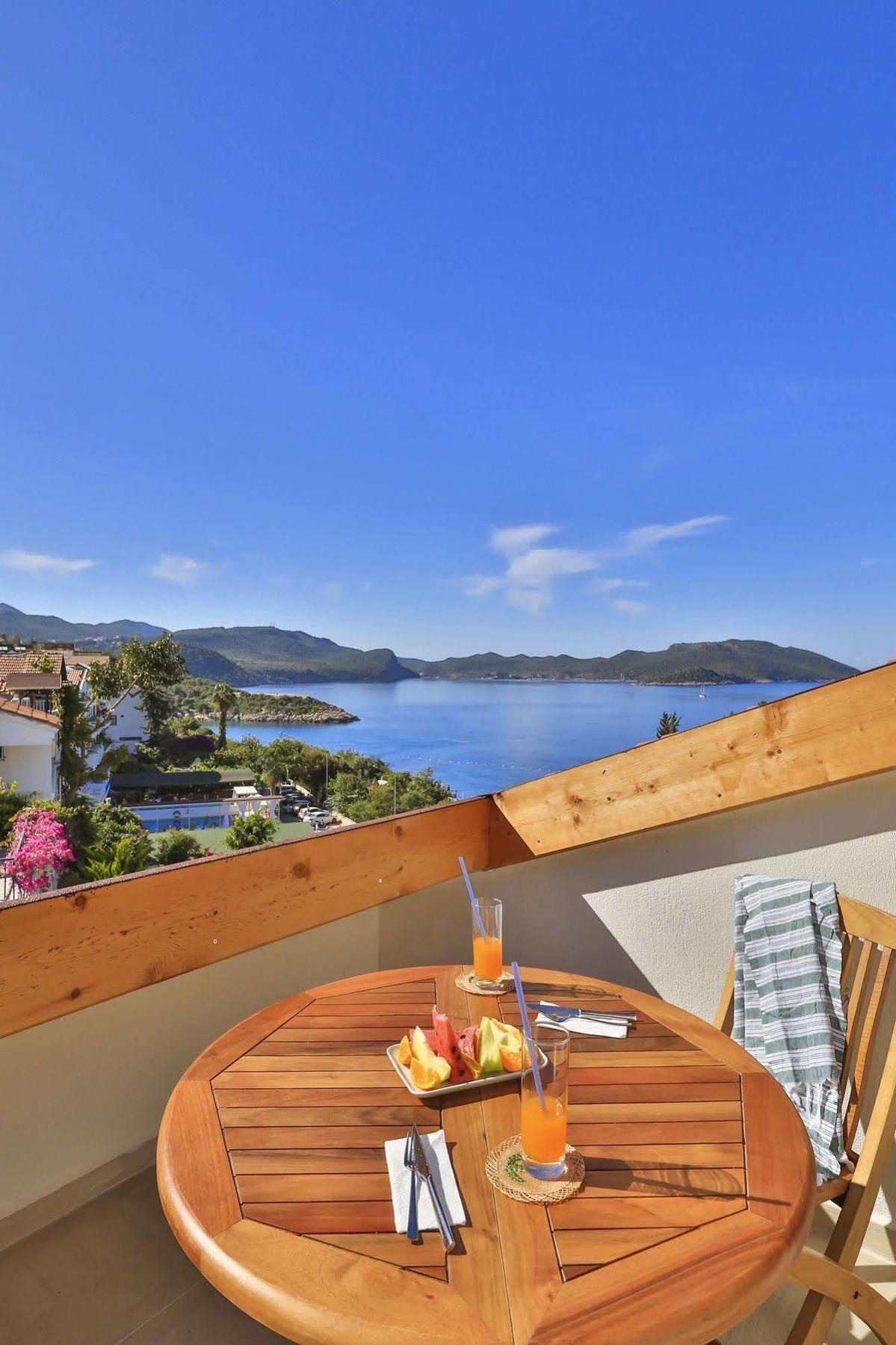Livia Hotel Kaş Esterno foto