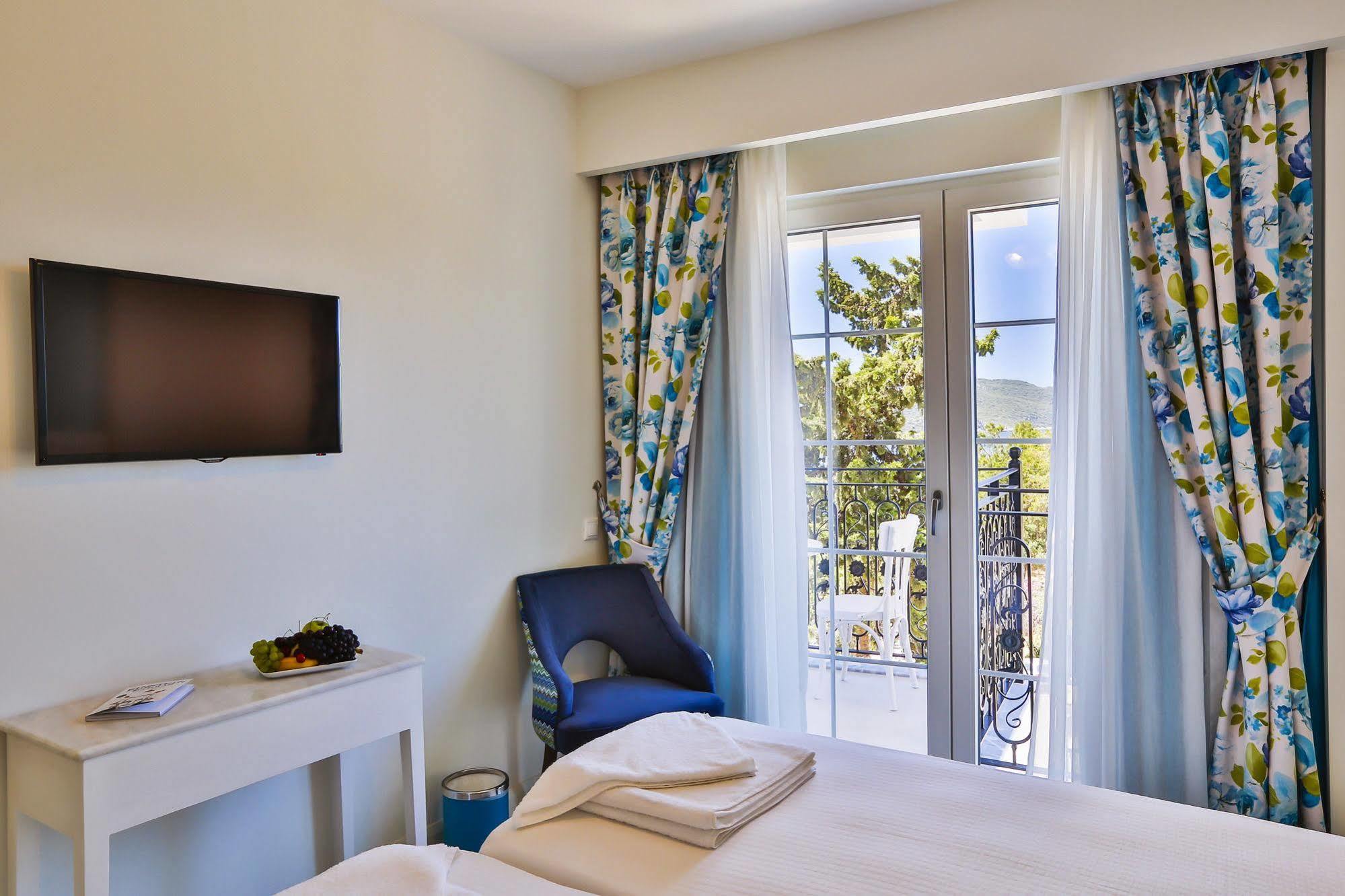 Livia Hotel Kaş Esterno foto