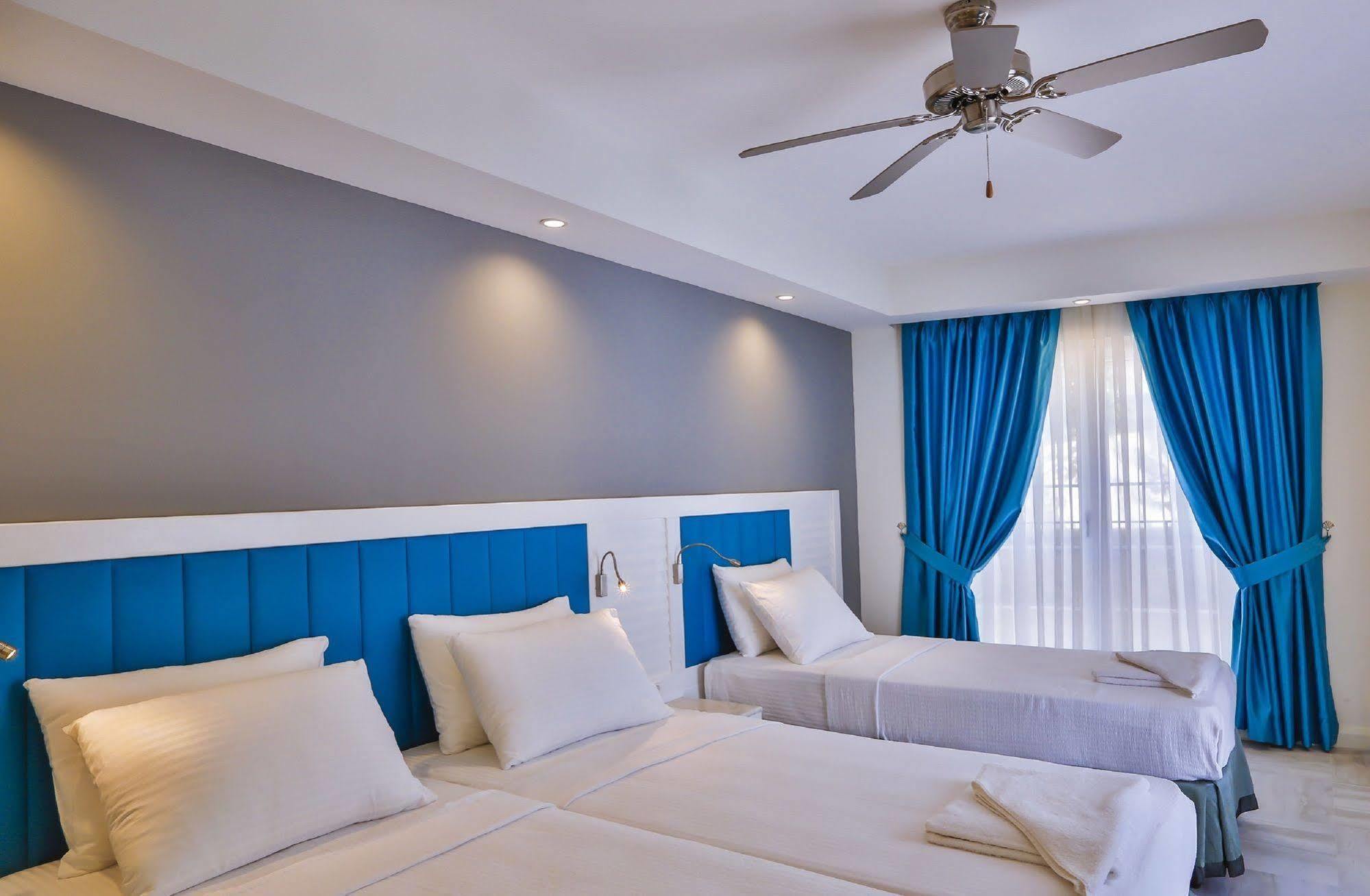 Livia Hotel Kaş Esterno foto